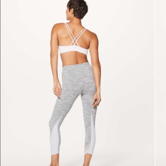 Lululemon Wunder Under Crop II *Scallop 23" Silver - Picture 3 of 9